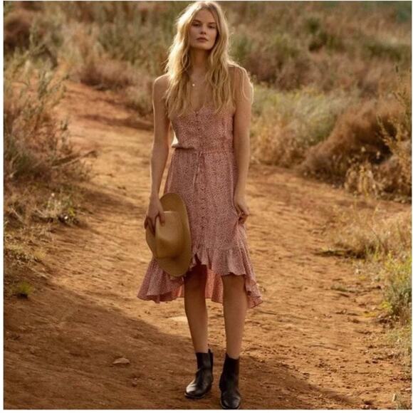Rails Dresses & Skirts - NWT Rails Frida Midi Dress in Rose Pink Spotted Boho Feminine Size S‎